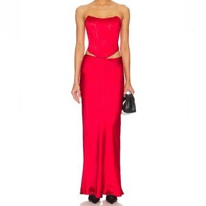 SUPERDOWN - Calla Skirt Set in Red